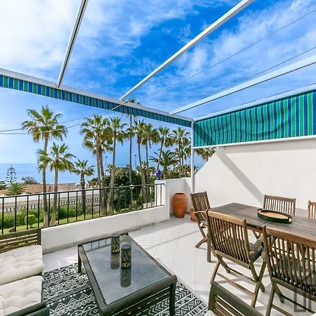Seabreeze Escape Apartment