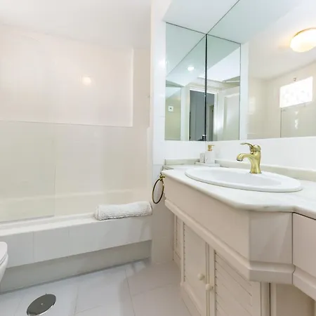 Apartment Seabreeze Escape